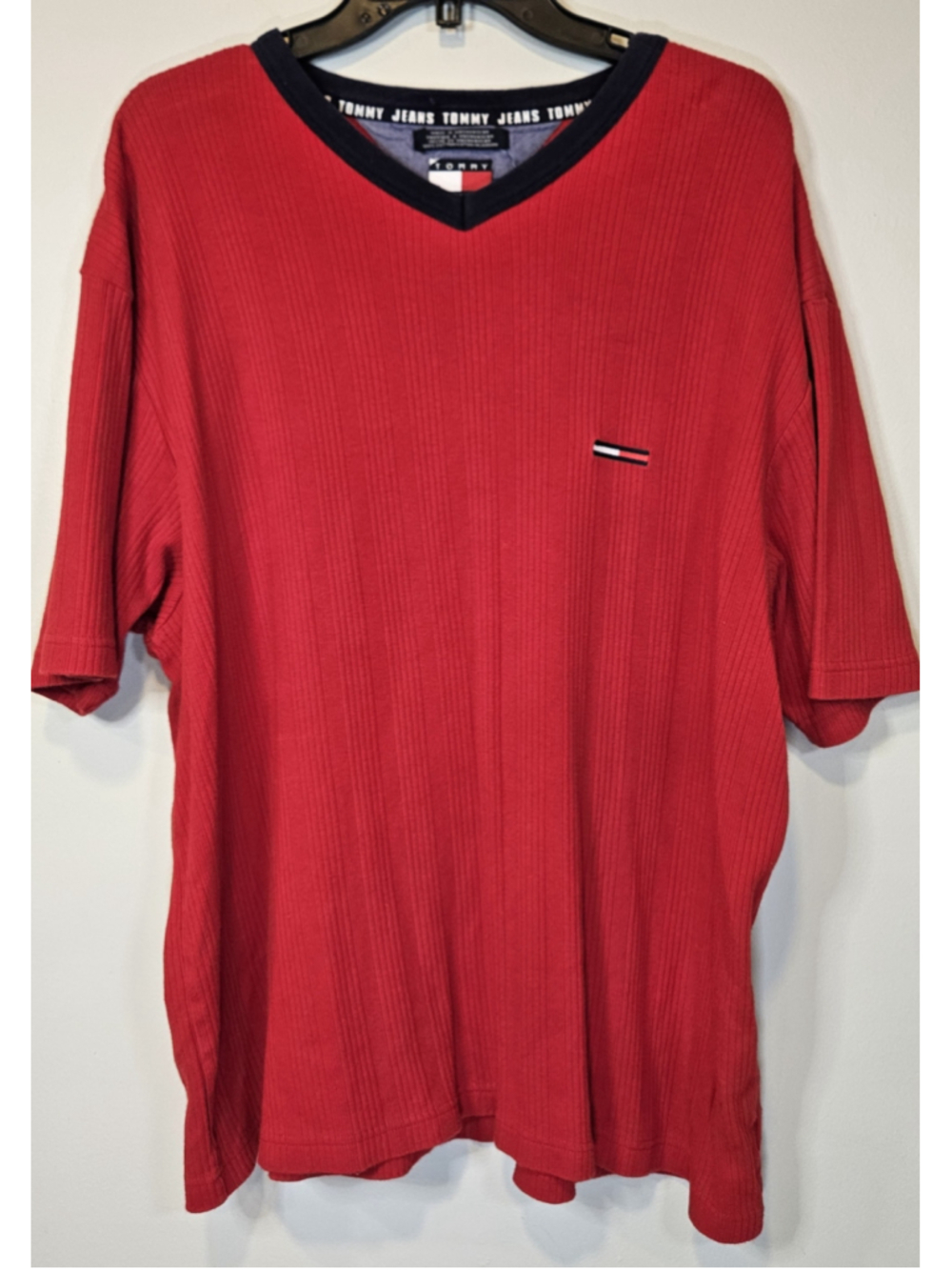 Vintage Tommy Jeans T Shirt XL Red Ribbed V Neck Flag Logo 90s Hip Hop